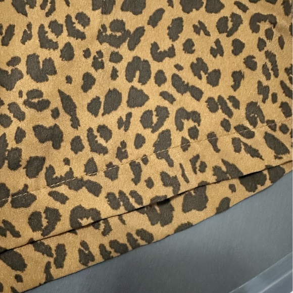 Animal Print Bag Shorts • XXL - Picture 9 of 11
